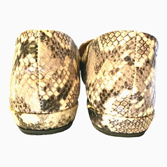 Steve Madden Hollie Loafer Pointed Toe Snake Embossed Women's Size 10 - Picture 3 of 7